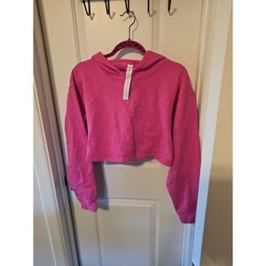 Hot pink cropped hooded size medium Lululemon long sleeves top